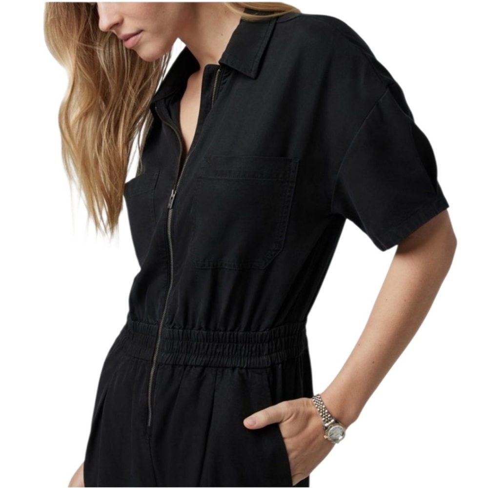 Vuori short sleeve black collared jumpsuit L